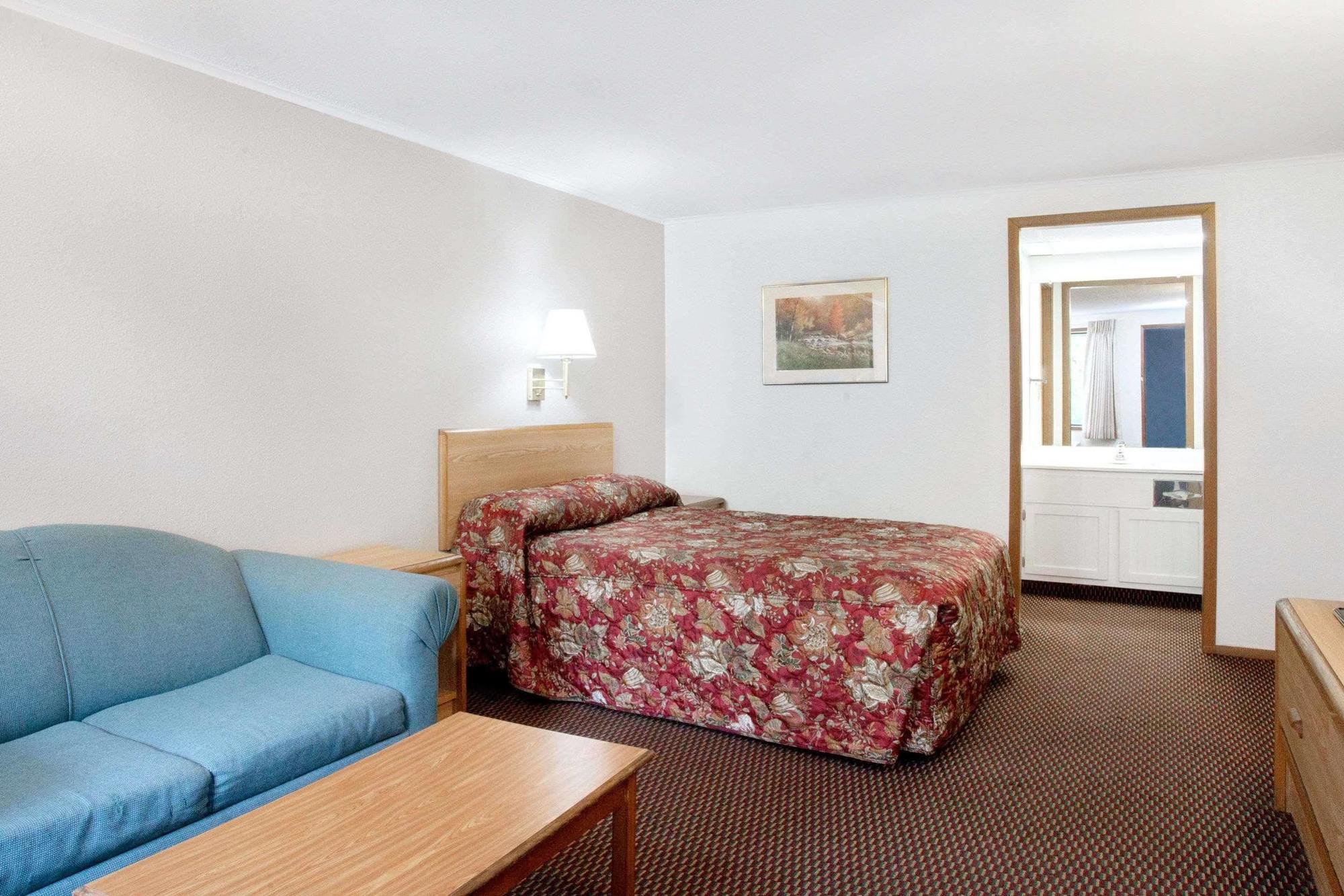 Knights Inn Pittston Exterior foto
